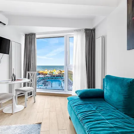 Two Seaview - Infinity Pool & Apartment Navodari