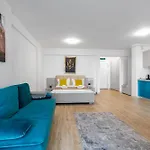 Apartament Two Seaview - Infinity Pool & Năvodari