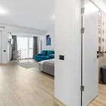 Apartament Two Seaview - Infinity Pool & Năvodari