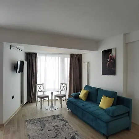 Seaview Two By Alezzi Infinity Apartment Navodari