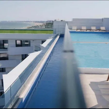 Apartment Seaview Two By Alezzi Infinity *