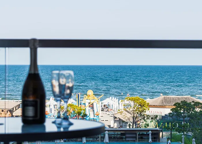 Two Seaview - Jacuzzi & Sauna Infinity Daire Navodari